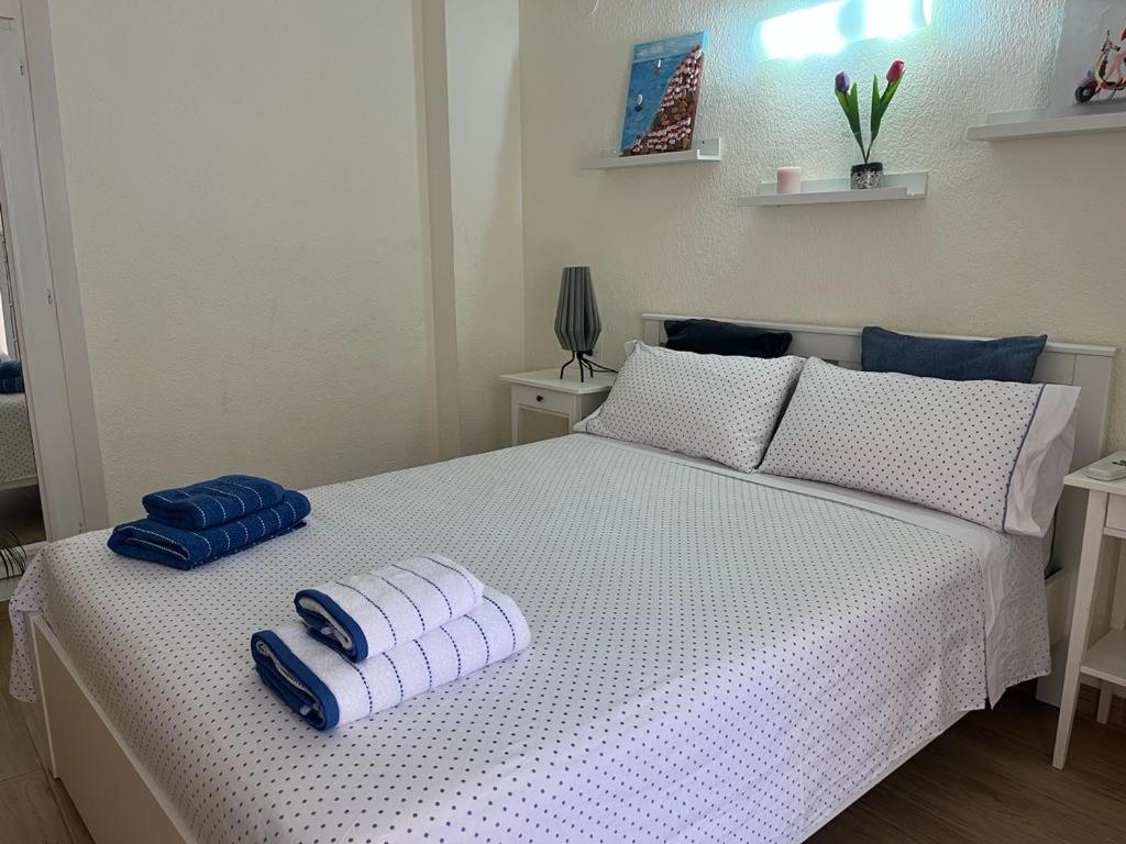 Apartamento 2 Dormitorios En Primera Linea De Playa San Cristobal 阿尔姆尼卡 外观 照片